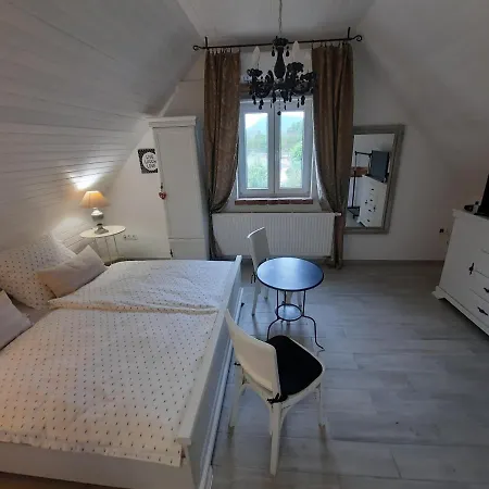 Piac Vendeghaz Guest house *
