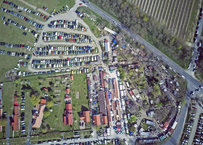 בית הארחה Piac Vendeghaz 3*