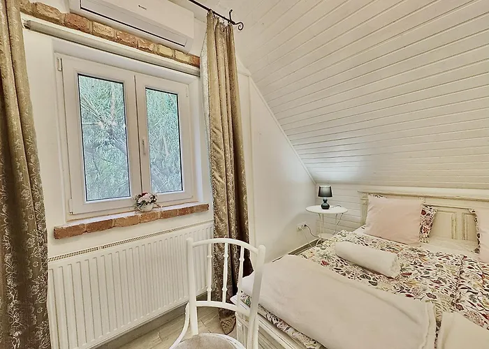 בית הארחה Piac Vendeghaz