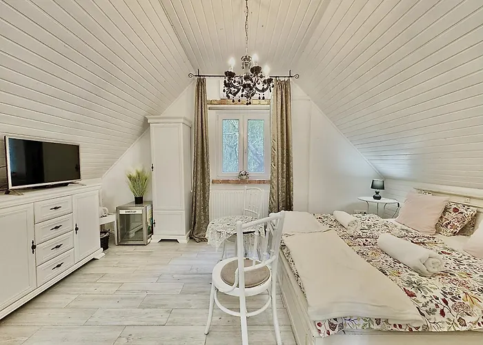 Piac Vendeghaz 3* Kaptalantoti